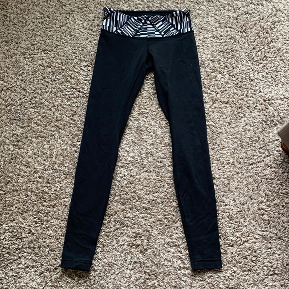 lululemon athletica Pants - Lululemon leggings